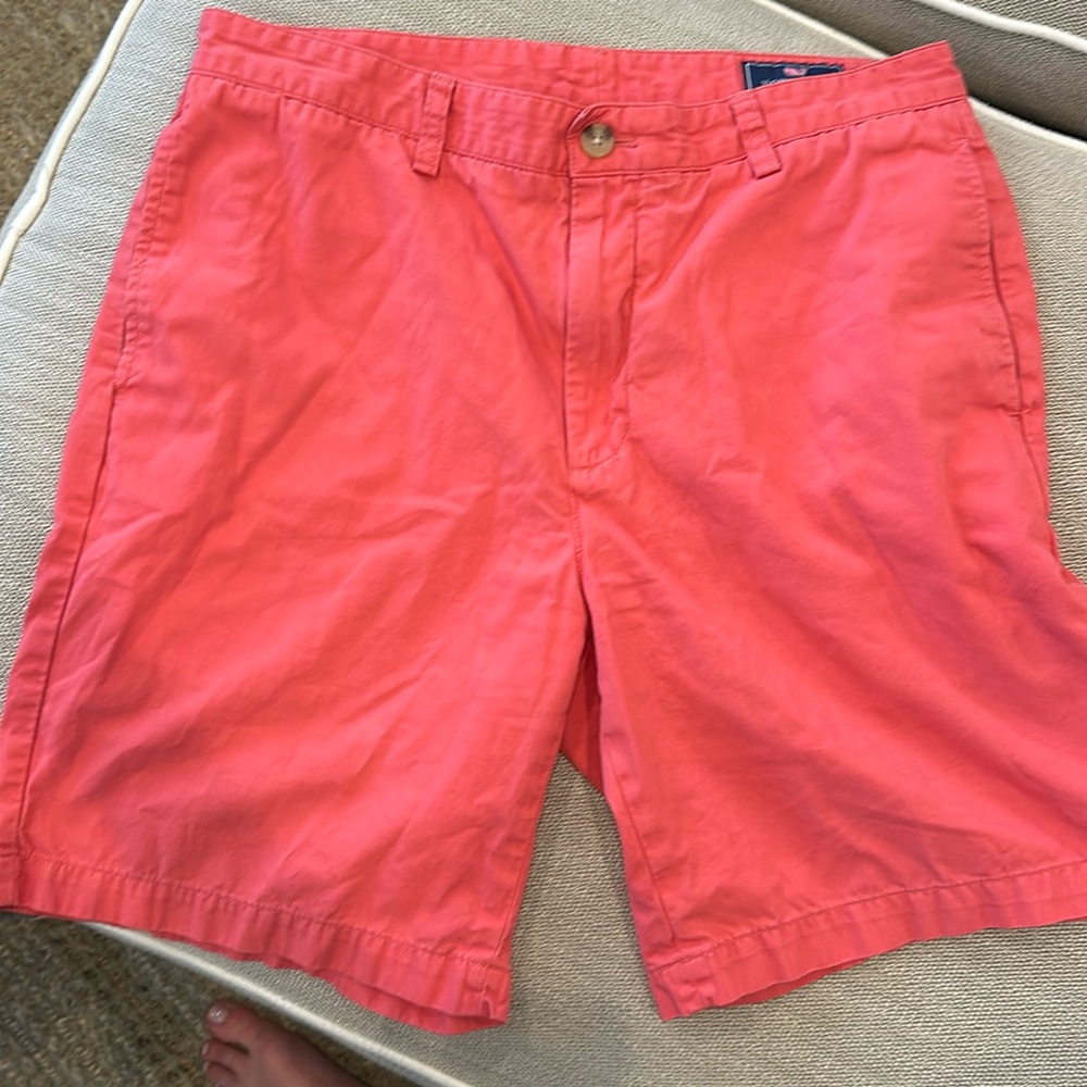 Vineyard Vines shorts